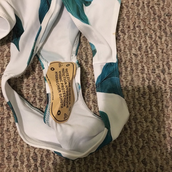 Wrap bikini - Picture 4 of 5